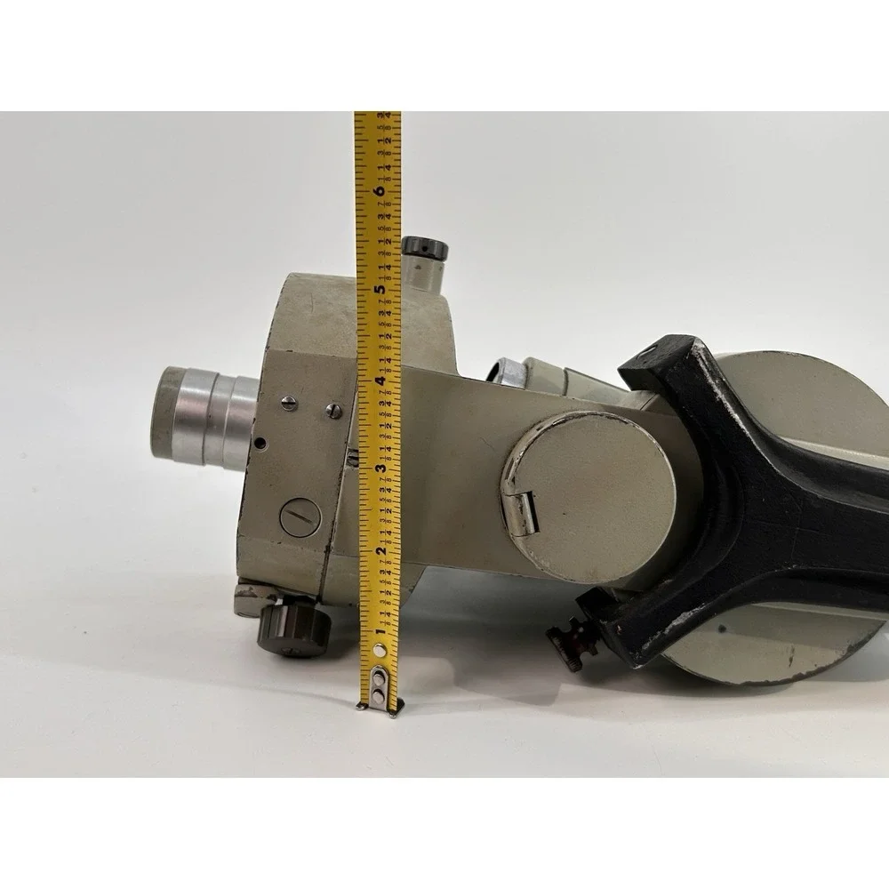 Carl Zeiss doesn have